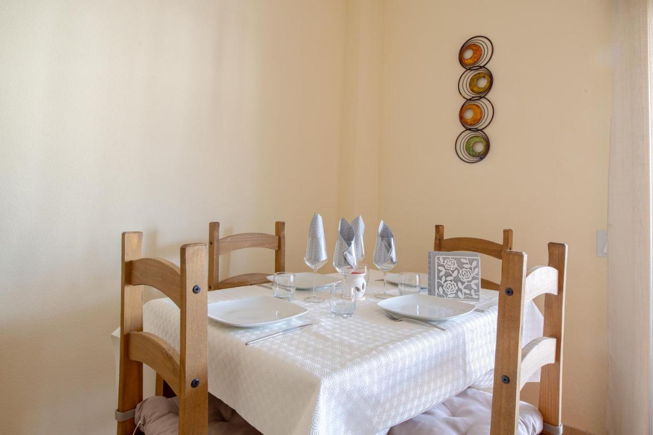 2261-Superb Apt On The Beach, On Duquesa Harbour Manilva Exterior foto